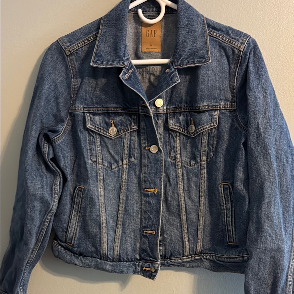 GAP Blue Jean Jacket Classic Denim Style